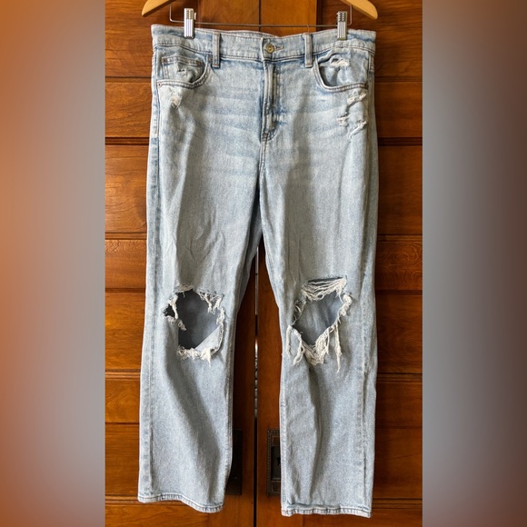 American Eagle Outfitters Denim - American Eagle Distressed Women Jeans